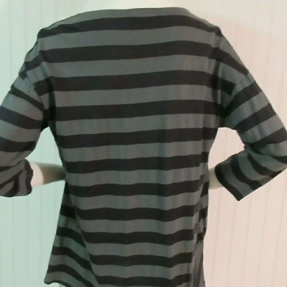 Cut Loose knit top striped sz small